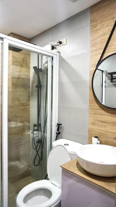 The Fika Room Near Mnl Airport - Scandi Studio Unit With Fast Wi-Fi & Netflix - Read Full Property Desc Before Booking Manila Eksteriør billede